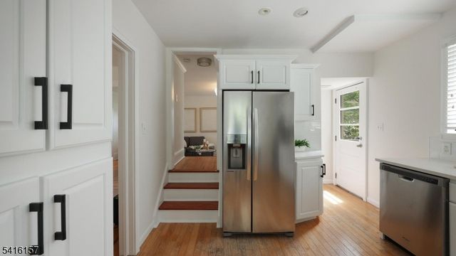 288 Seneca Pl, Westfield Town, NJ 07090