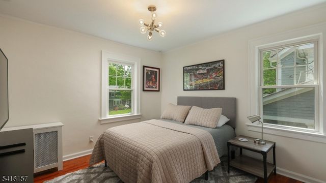 288 Seneca Pl, Westfield Town, NJ 07090