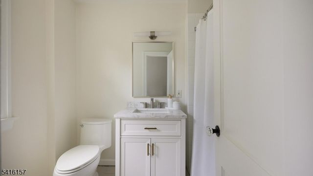 288 Seneca Pl, Westfield Town, NJ 07090