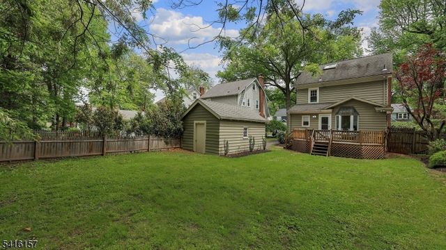 288 Seneca Pl, Westfield Town, NJ 07090