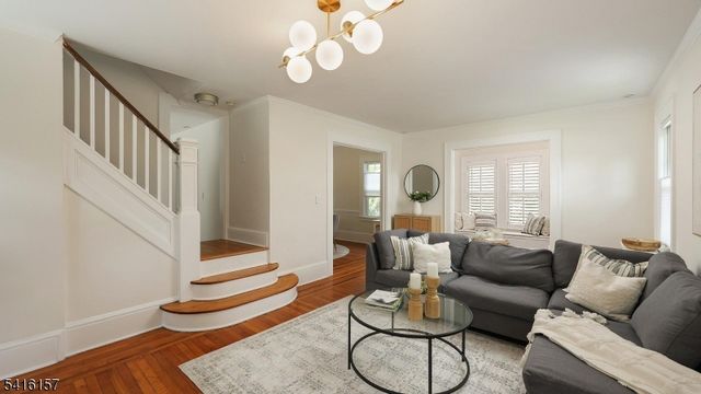 288 Seneca Pl, Westfield Town, NJ 07090