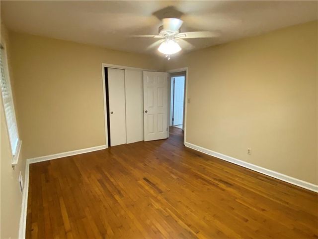 1975 Clearwater SE Drive, Marietta, GA 30067