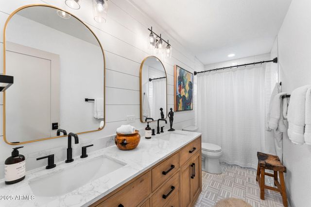 8113 E MORGAN Trail, Scottsdale, AZ 85258