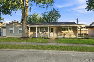 2528 Reveres Route, Granite City, IL 62040