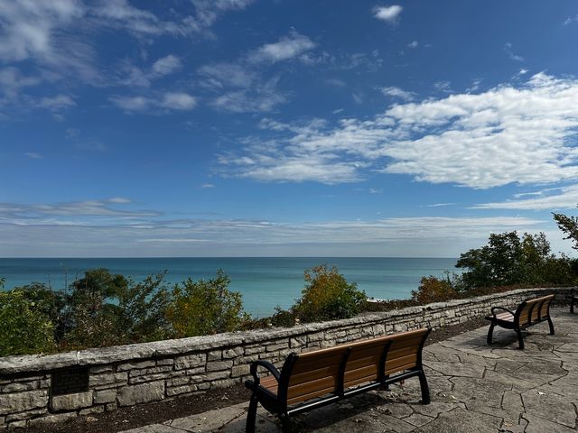 315 Hawthorn Avenue E, Glencoe, IL 60022