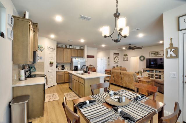 1917 Daybreak Drive, Venus, TX 76009