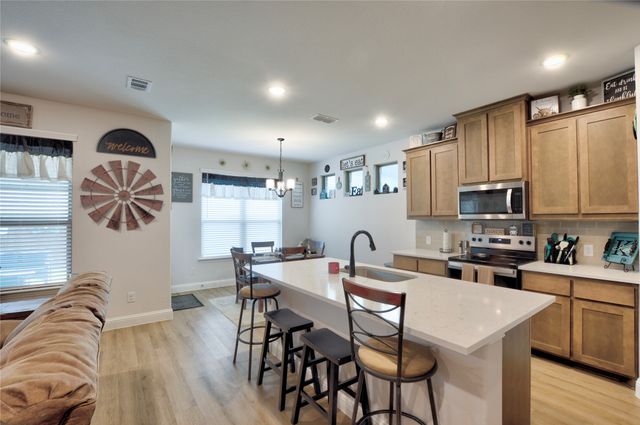 1917 Daybreak Drive, Venus, TX 76009