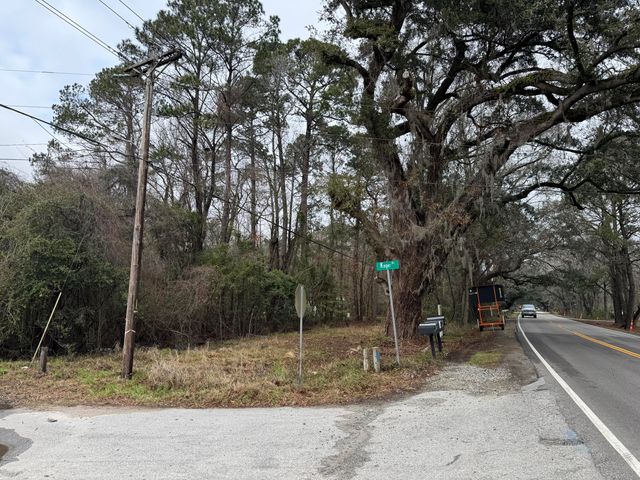 2040 River Road, Johns Island, SC 29455