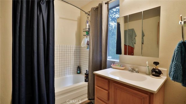 23747 Bowl, Crestline, CA 92325