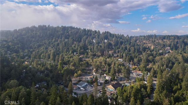 23747 Bowl, Crestline, CA 92325