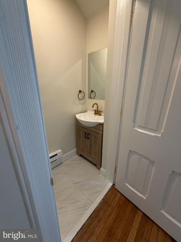 26 S WYOMING AVE, Ardmore, PA 19003