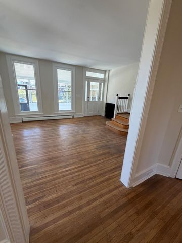 26 S WYOMING AVE, Ardmore, PA 19003