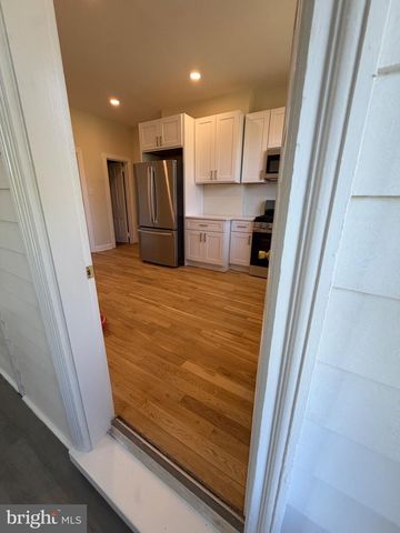 26 S WYOMING AVE, Ardmore, PA 19003