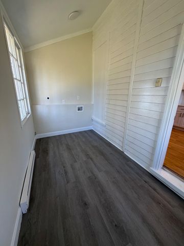 26 S WYOMING AVE, Ardmore, PA 19003