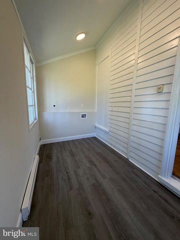 26 S WYOMING AVE, Ardmore, PA 19003