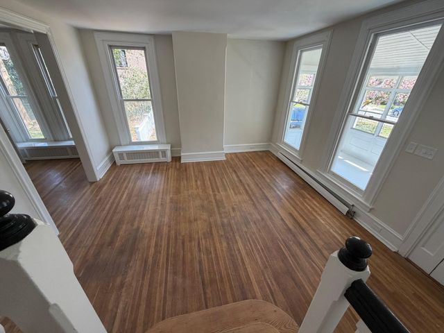 26 S WYOMING AVE, Ardmore, PA 19003