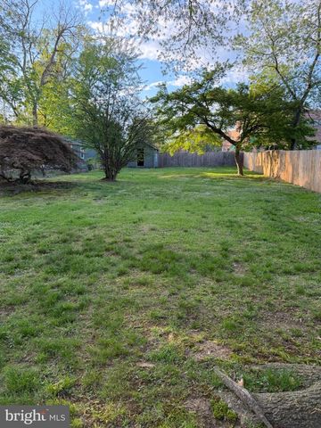 26 S WYOMING AVE, Ardmore, PA 19003