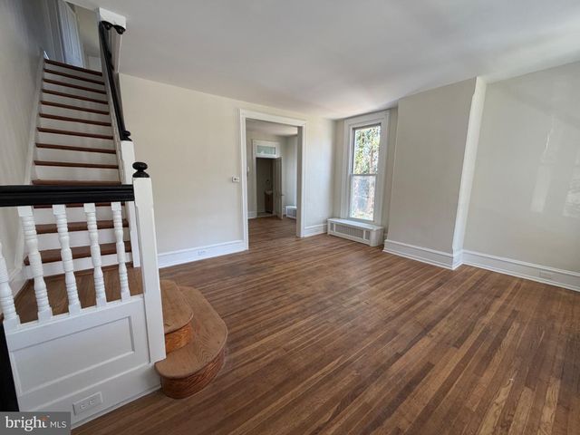 26 S WYOMING AVE, Ardmore, PA 19003