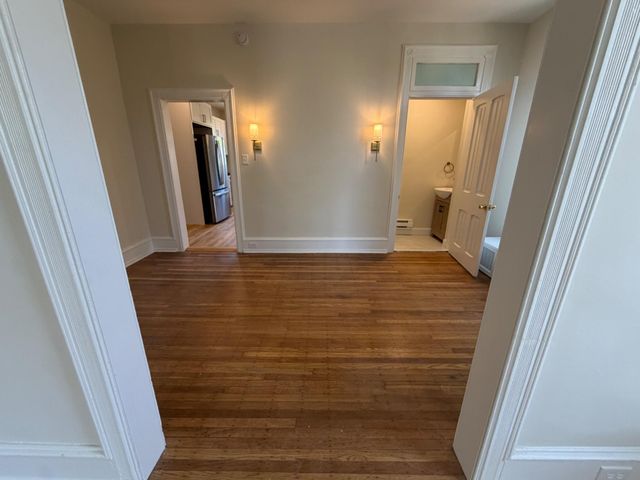 26 S WYOMING AVE, Ardmore, PA 19003