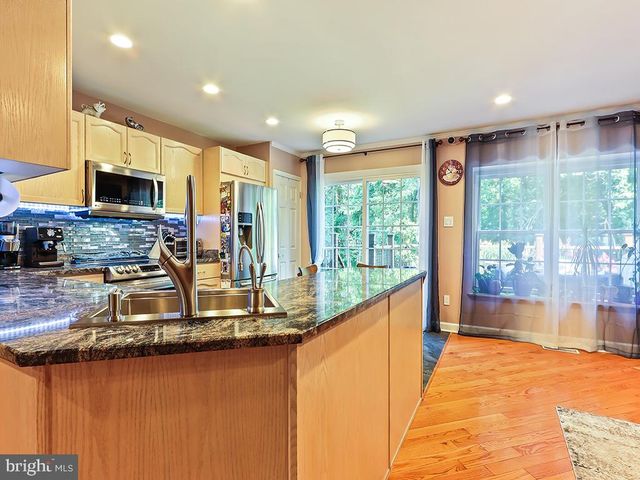 518 JASON DR, Southampton, PA 18966