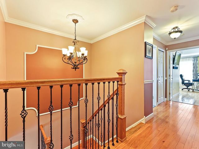 518 JASON DR, Southampton, PA 18966