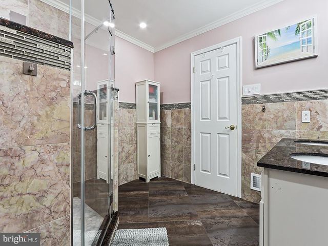 518 JASON DR, Southampton, PA 18966