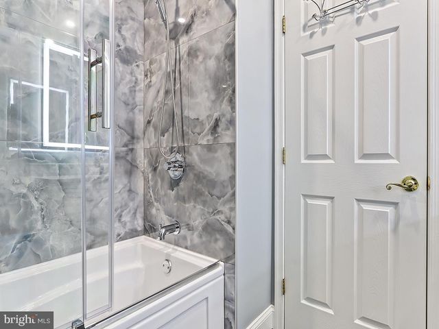518 JASON DR, Southampton, PA 18966