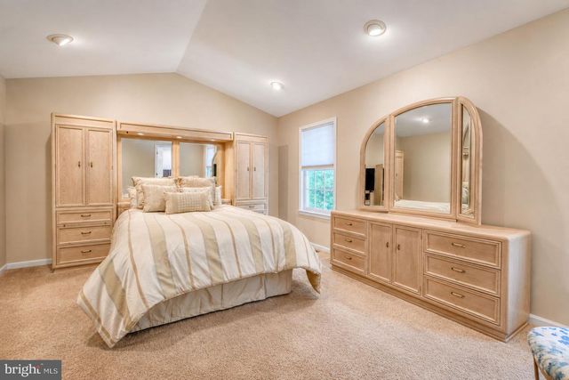 41 HIBISCUS LN, Robbinsville, NJ 08691