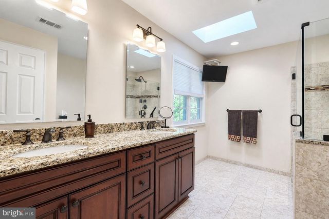 41 HIBISCUS LN, Robbinsville, NJ 08691