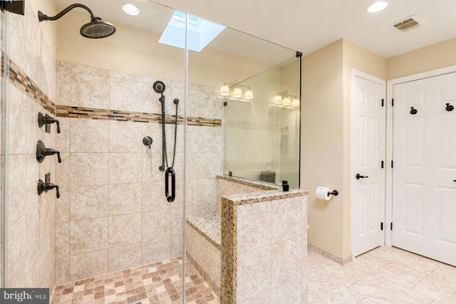 41 HIBISCUS LN, Robbinsville, NJ 08691