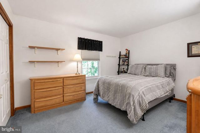 41 HIBISCUS LN, Robbinsville, NJ 08691