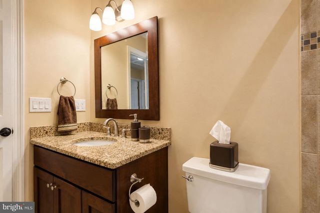 41 HIBISCUS LN, Robbinsville, NJ 08691