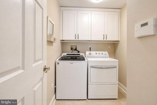 41 HIBISCUS LN, Robbinsville, NJ 08691
