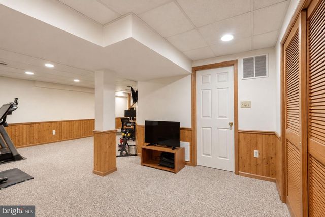 41 HIBISCUS LN, Robbinsville, NJ 08691