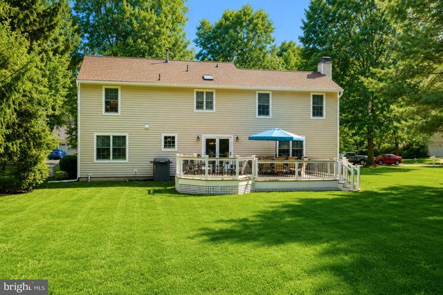 41 HIBISCUS LN, Robbinsville, NJ 08691