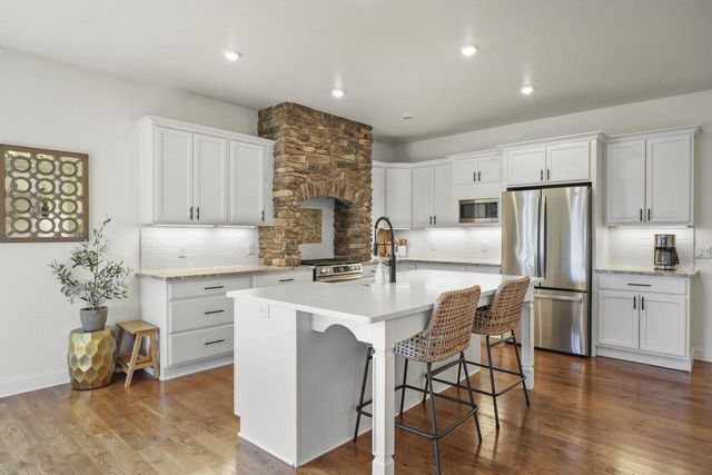 820 Lynn Street, Waunakee, WI 53597