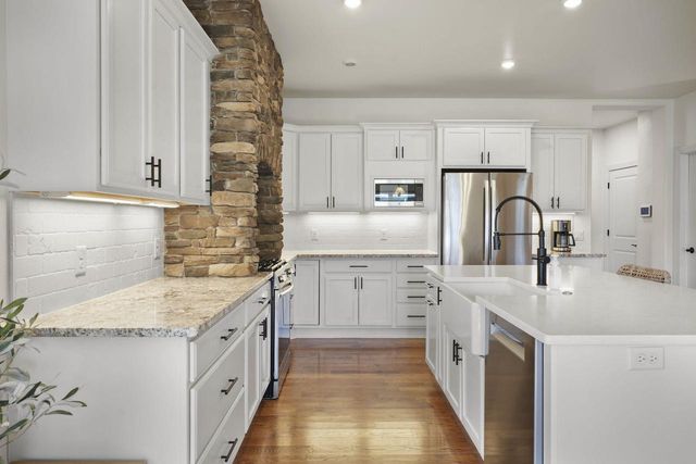 820 Lynn Street, Waunakee, WI 53597