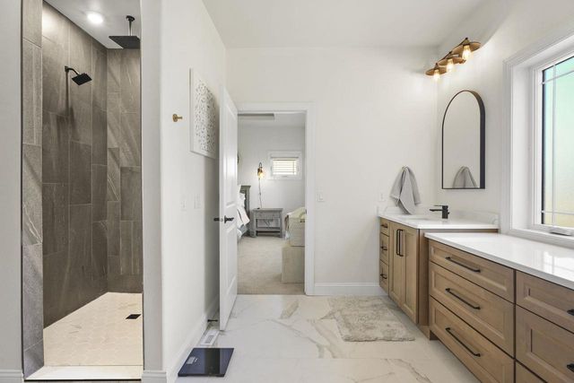 820 Lynn Street, Waunakee, WI 53597