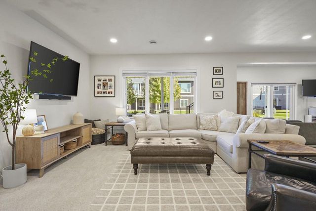 820 Lynn Street, Waunakee, WI 53597