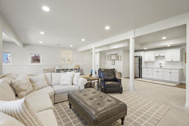 820 Lynn Street, Waunakee, WI 53597