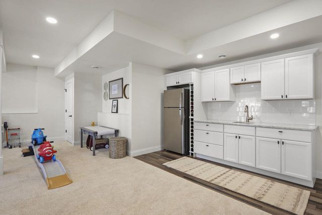 820 Lynn Street, Waunakee, WI 53597