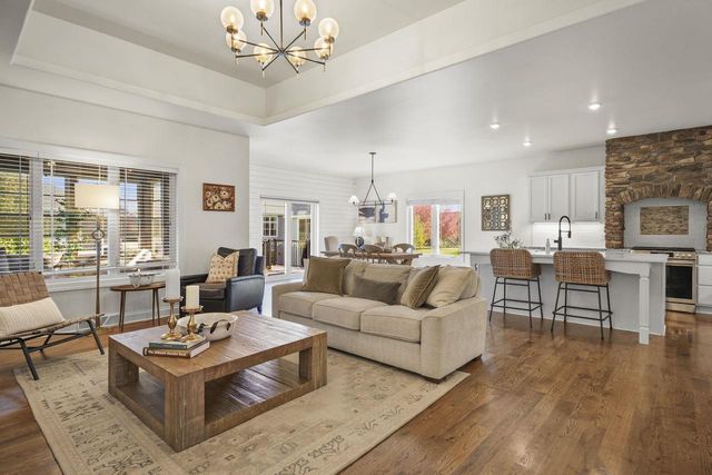 820 Lynn Street, Waunakee, WI 53597