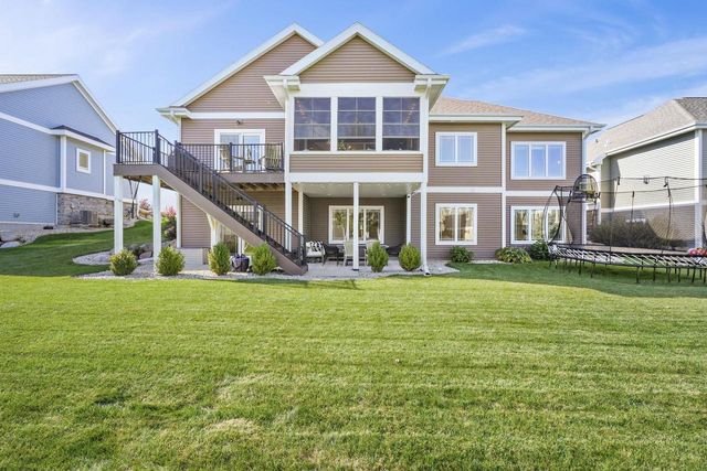 820 Lynn Street, Waunakee, WI 53597