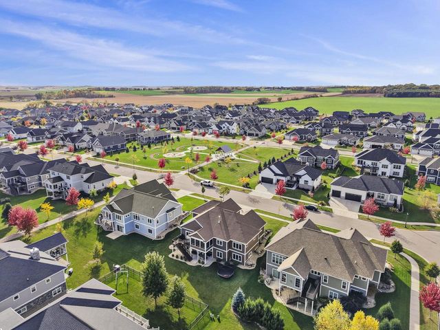 820 Lynn Street, Waunakee, WI 53597