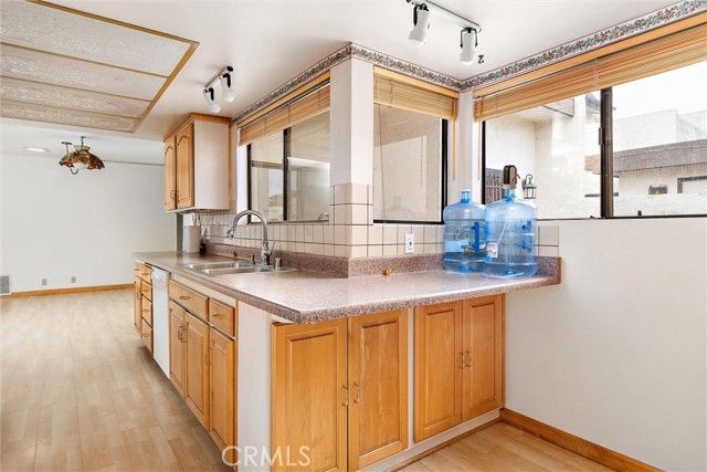 221 Marquis Place, Santa Maria, CA 93454