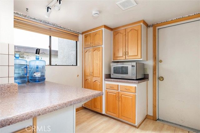 221 Marquis Place, Santa Maria, CA 93454