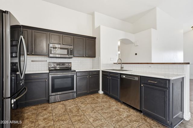 3242 E BONANZA Road, Gilbert, AZ 85297