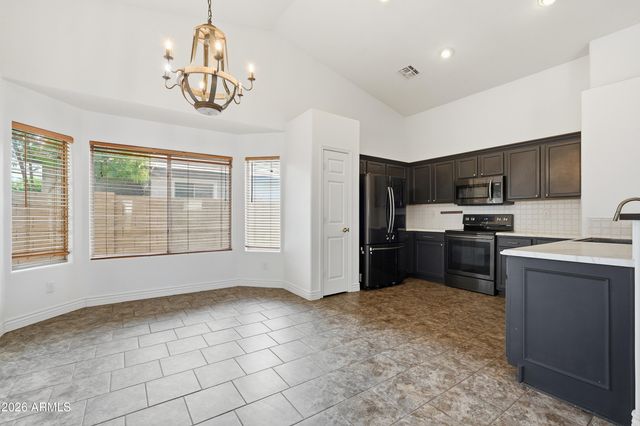 3242 E BONANZA Road, Gilbert, AZ 85297