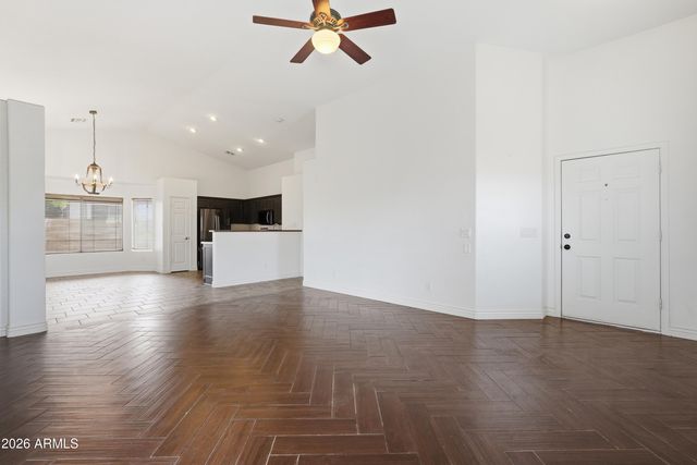 3242 E BONANZA Road, Gilbert, AZ 85297