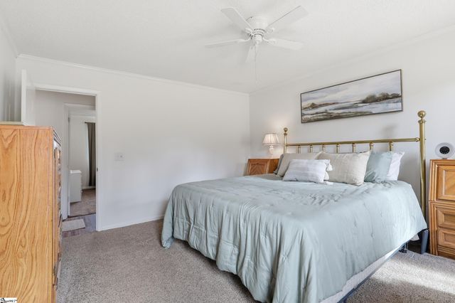 1004 Pine Oak Way, Taylors, SC 29687